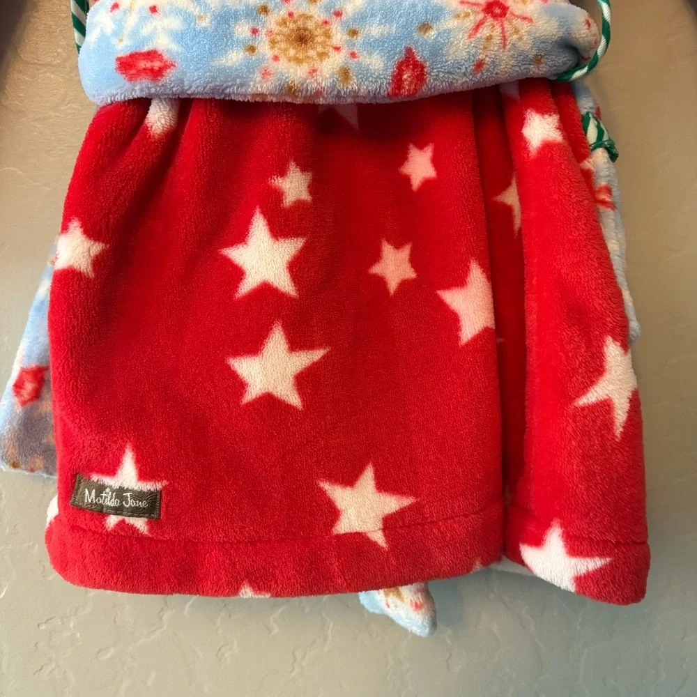 Matilda Jane evening in christmas red star holiday girls hooded robe size 4-6